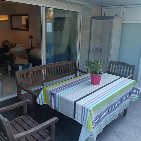 アパート Apartamento En S'abanell Central Park ブラナス